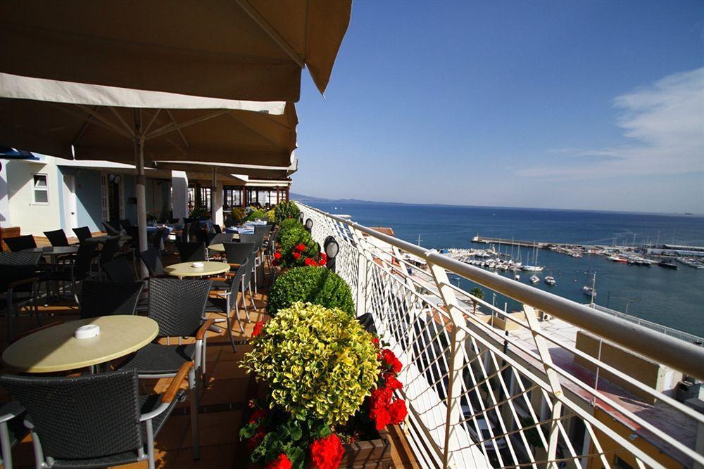 Hotel Mistral Piraeus Bagian luar foto